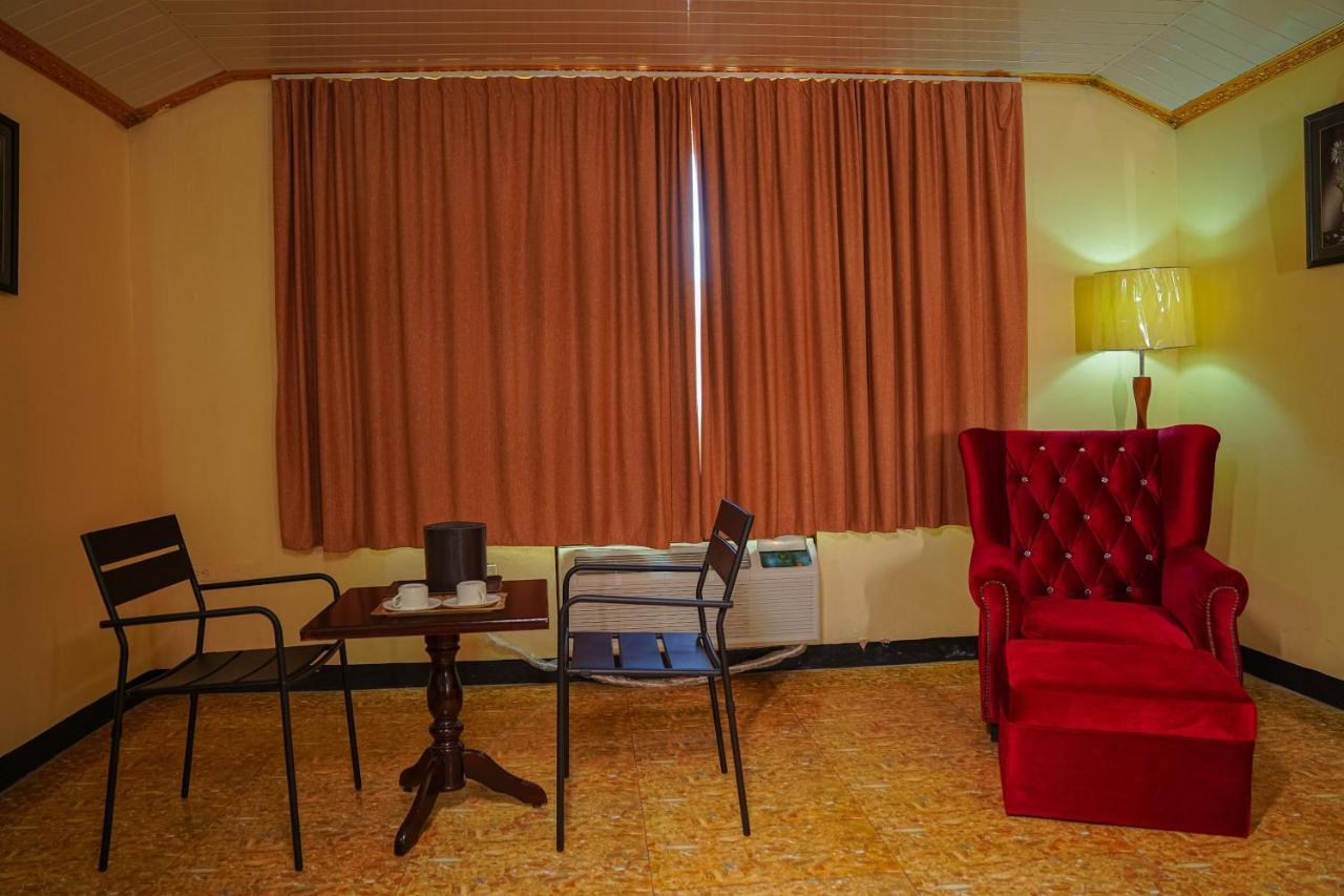 Metro Hotel Couva Εξωτερικό φωτογραφία