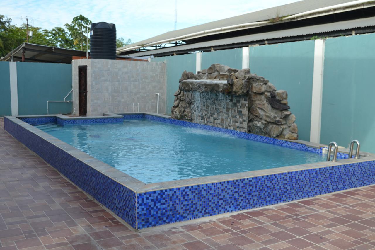 Metro Hotel Couva Εξωτερικό φωτογραφία